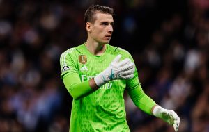 Real Madrid to offer Lunin a new contract